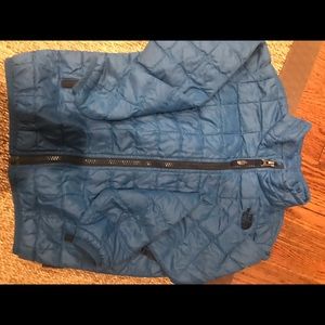 Boys North Face Thermoball jacket sz.6 Blue